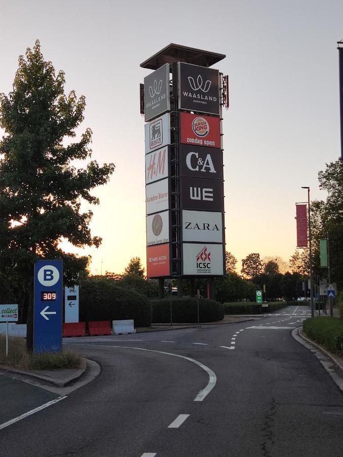 Gasthuis Puytvoet Sint-Niklaas Zewnętrze zdjęcie
